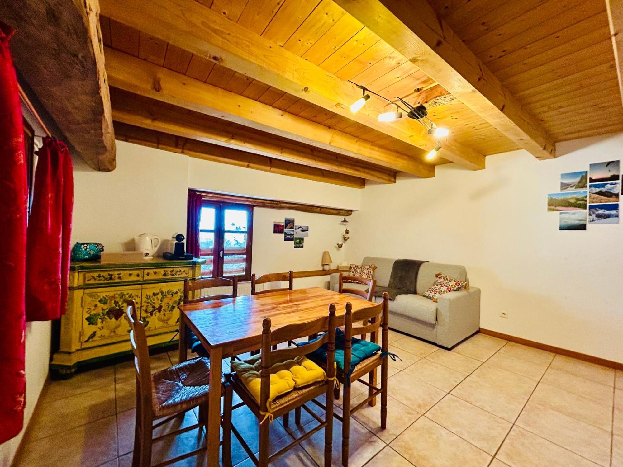Au Pied Du Chateau- Parking Wifi Jardin - Clg Savoie Freterive Kültér fotó